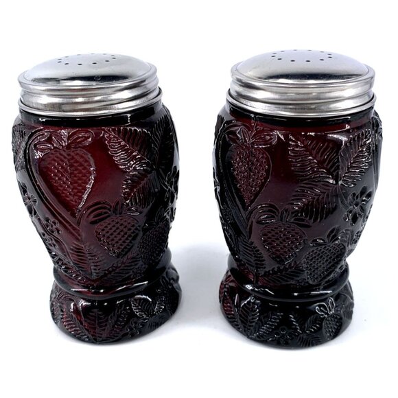 Fenton Inverted Strawberry Salt & Pepper Shakers Amethyst Dark Purple 4.5" - Picture 1 of 9